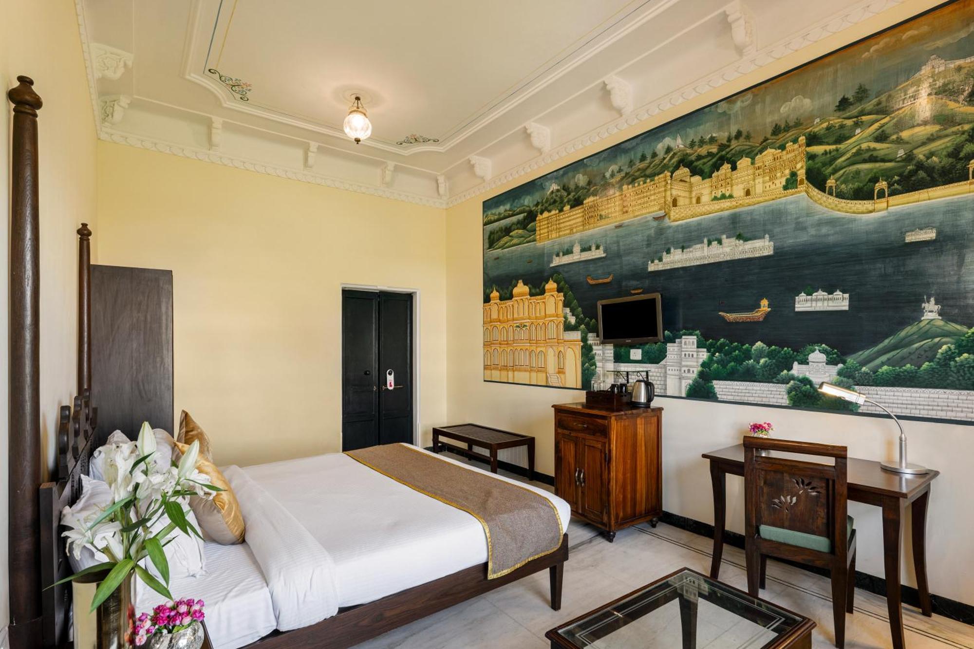 Sterling Jaisinghgarh Udaipur Hotel Exterior foto